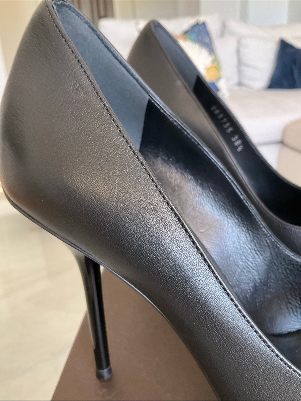 Gucci black Nero silver logo plaque peep toe heels, 38.5, NIB! - Picture 10 of 11